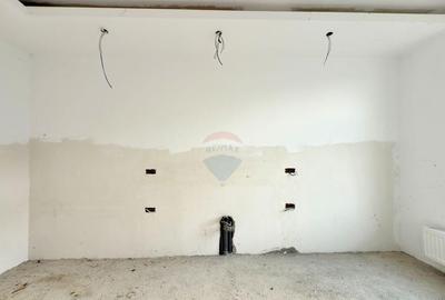 Casă cu 2 camere cu Teren 1199 Mp în Frumușeni - 1