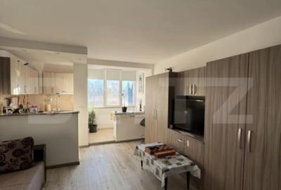 Garsonieră decomandată în Central - 2