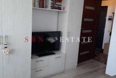 Garsonieră decomandată în Central - 3