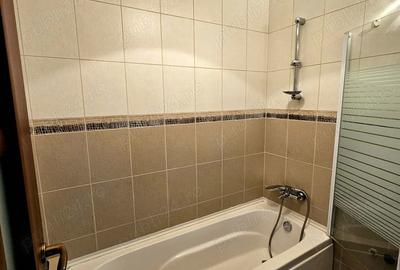 Apartament cu 3 camere decomandat în Central - 8