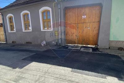 Apartament cu 2 camere semidecomandat în Mediaș - 4