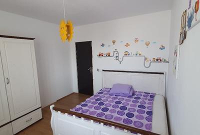PF vand apartament 3 camere, 60 mp, 2 balcoane, parcare, langa vivo 1 min - 7