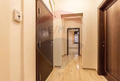 Spațiu comercial, de 107 mp, în Ultracentral - 7