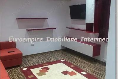 Casă cu 6 camere cu Canalizare în Central