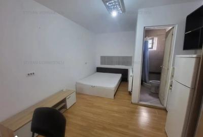 Garsonieră decomandată în Copou - 4