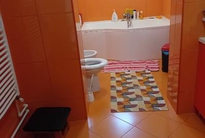 Vând casă în M.VITEAZU Constanța - 2