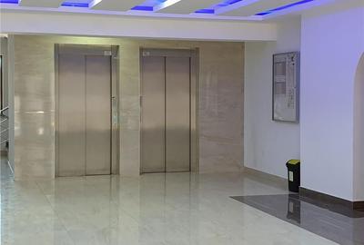 Apartament cu 4 camere decomandat, mobilat în Tractorul - 7