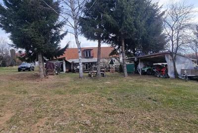 Casă cu Teren 1400 Mp în Brebu - 2