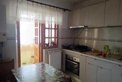Apartament cu 3 camere decomandat în Central - 6