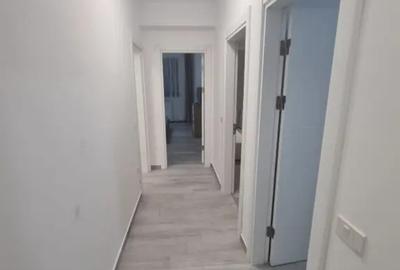 Apartament cu 2 camere decomandat, mobilat în Tractorul - 12