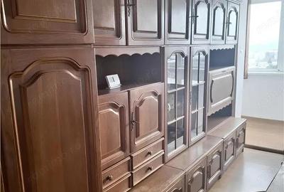 Apartament Renovat cu 2 Camere si Parcare in Astra - 2