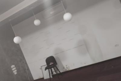 Spațiu comercial, de 100 mp, în Poarta 6 - 5