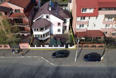 Casă cu 12 camere cu Teren 300 Mp în Central - 5