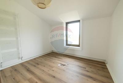Teren 9.4 ha extravilan + casa 230 mp - 14