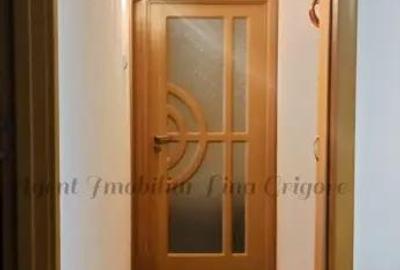Apartament cu 3 camere decomandat în Brăilei - 6
