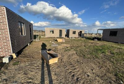 Teren de 590 mp, în Corbu - 8
