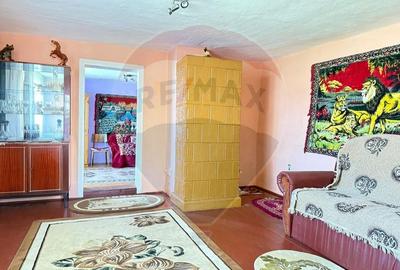 Casă individuală cu 4 camere cu Teren 2287 Mp în Exterior Nord - 8