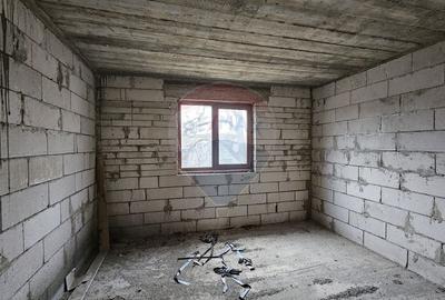 Casă / Vilă cu 12 camere, teren intravilan de 2869mp în Siminicea, SV - 22