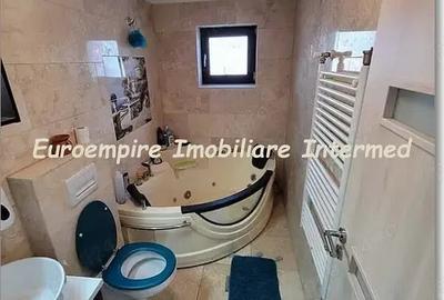 Casă cu 5 camere în Central - 5