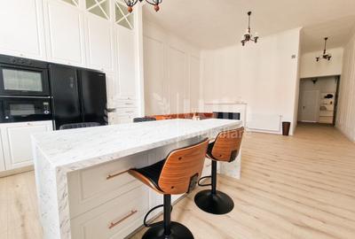 Apartament cu 3 camere semidecomandat, mobilat în Ultracentral