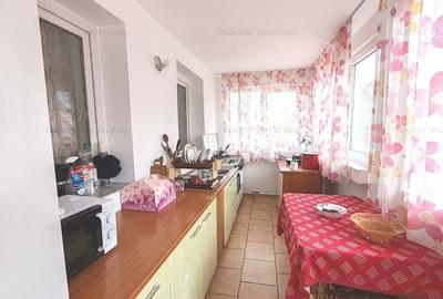 Casa saseasca  traditionala cu 4 camere - 16
