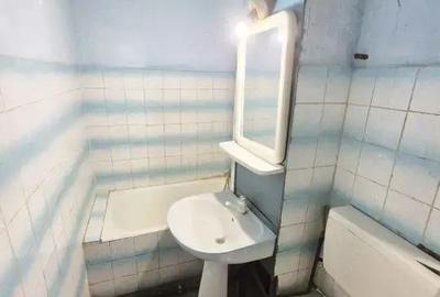 Apartament cu 3 camere de vanzare Etaj 1, zona centrala (Unic) - 8