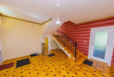 Casa cu 7 camere de vanzare la drumul principal cu 2 in... - 15