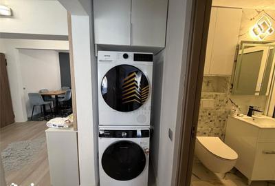 Apartament cu 3 camere decomandat în Central - 1