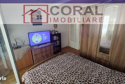 Apartament cu 3 camere decomandat în Decebal - 4