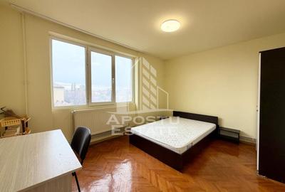 Apartament cu 2 camere decomandat în Elisabetin