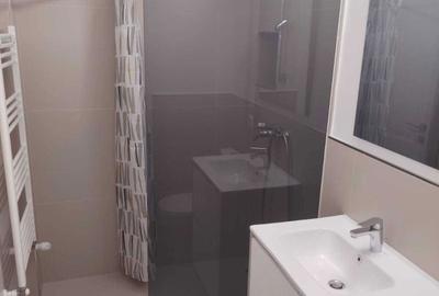 Apartament cu 3 camere decomandat în Central - 4