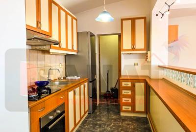 Apartament cu 3 camere decomandat în Valea Aurie - 15