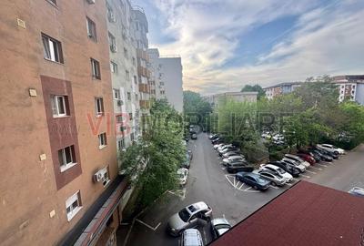 Apartament cu 4 camere decomandat în Virtuții - 9