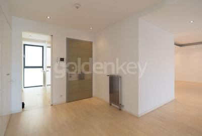 Apartament spatios, luminos, modern cu 4 camere, zona linistita - 13