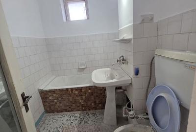 Apartament cu 3 camere decomandat în Radu Negru - 6