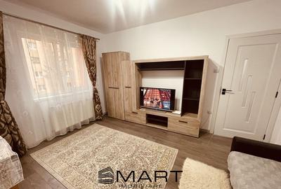 Apartament cu 3 camere semidecomandat, mobilat în Hipodrom 2