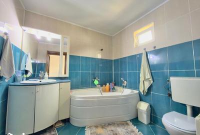 Casă cu 4 camere cu Teren 390 Mp în Central - 9