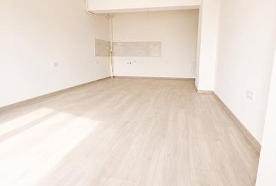 Apartament cu 3 camere decomandat în Energia - 5