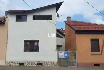 Casa duplex 5 camere/ Spatiu Comercial