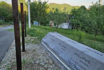 Teren de 1466 mp, în Șoimuș - 10