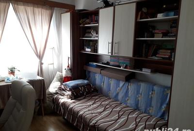 Apartament cu 3 camere decomandat în C5 - 9