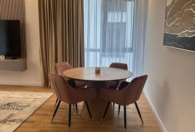Apartament cu 3 camere în Central - 1