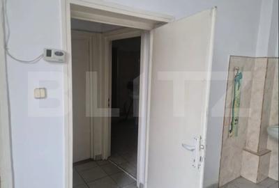 Spatiu cabinet medical, 35 mp, zona centrala - 5