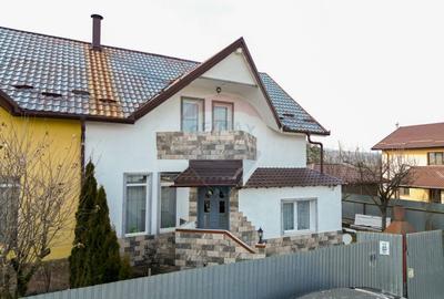 Casă cu 4 camere cu Teren 230 Mp în Măgura - 2