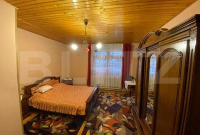 Vila cu potential de transformare in pensiune, 13 camere, Timisul de Sus, Brasov - 19