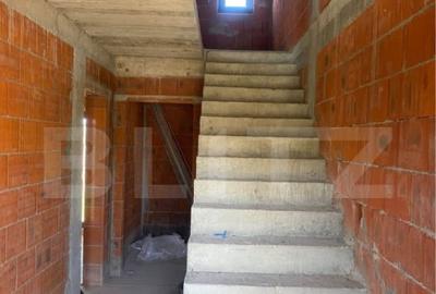 Casa de vanzare cu 2 camere, 93 mp, zona Martinesti - 2