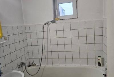 Apartament cu 3 camere semidecomandat în 1 Mai - 6