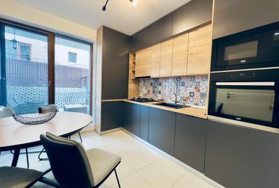 Apartament cu 2 camere decomandat, mobilat în Tractorul - 7