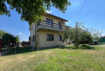 Casa 5 camere, P+1+Pod, toate utilitatile - 12