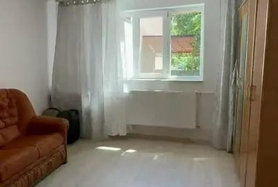 Casa individuala, gradina,  piscina, foisor, locuri de parcare - 7